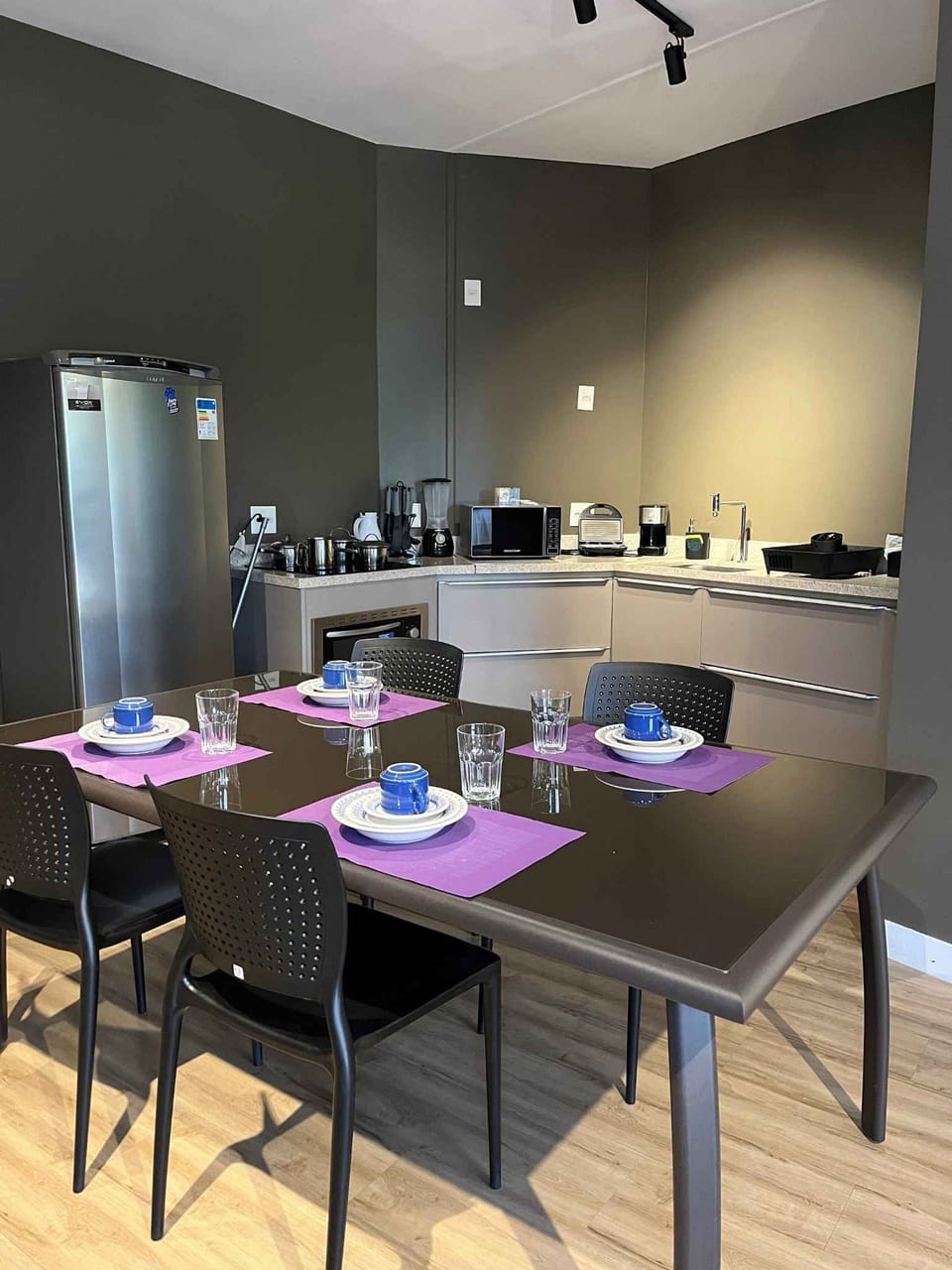 Apartment | Dining