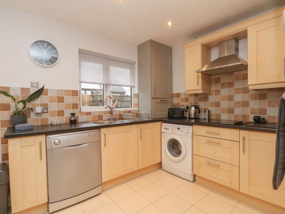 Fridge, dishwasher, electric kettle, toaster