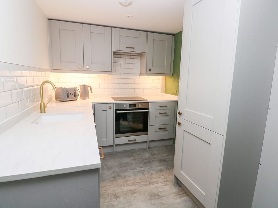 Fridge, dishwasher, electric kettle, toaster