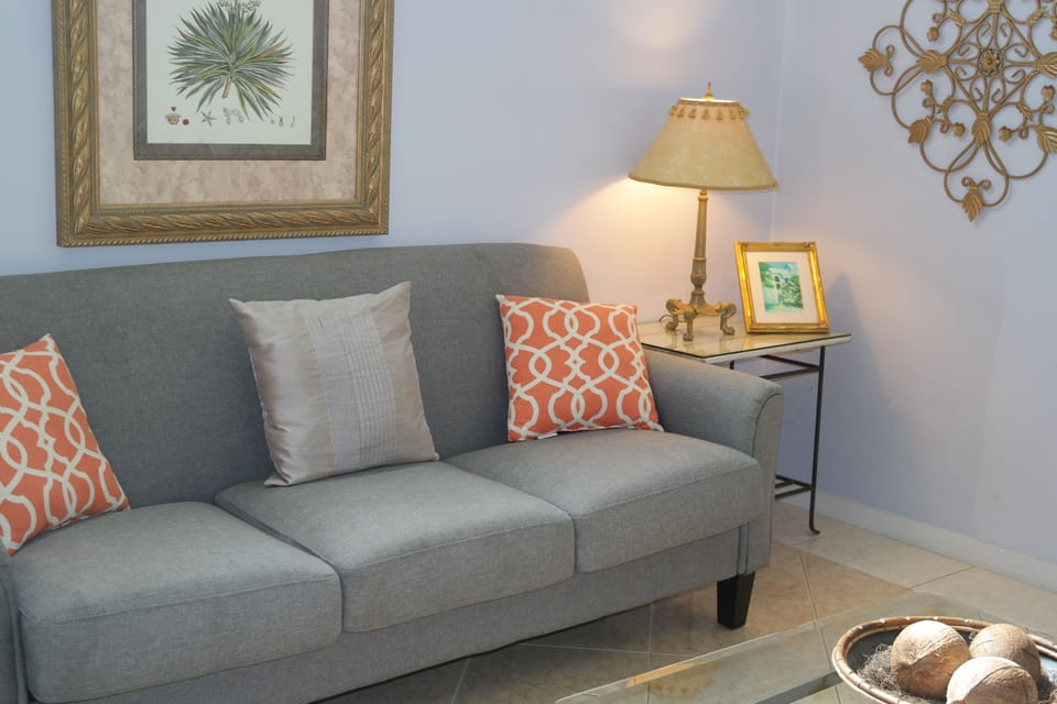 Conch Cottage | Living area | 45-inch Smart TV with digital channels, Hulu, streaming services