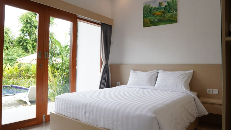Deluxe Double Room | Free WiFi, bed sheets