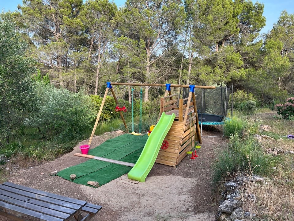 Domaine Maxxim Bed and Breakfast in Occitanie
