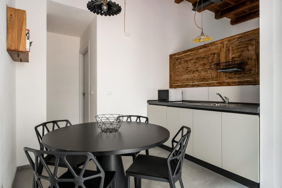 House | 1 bedroom