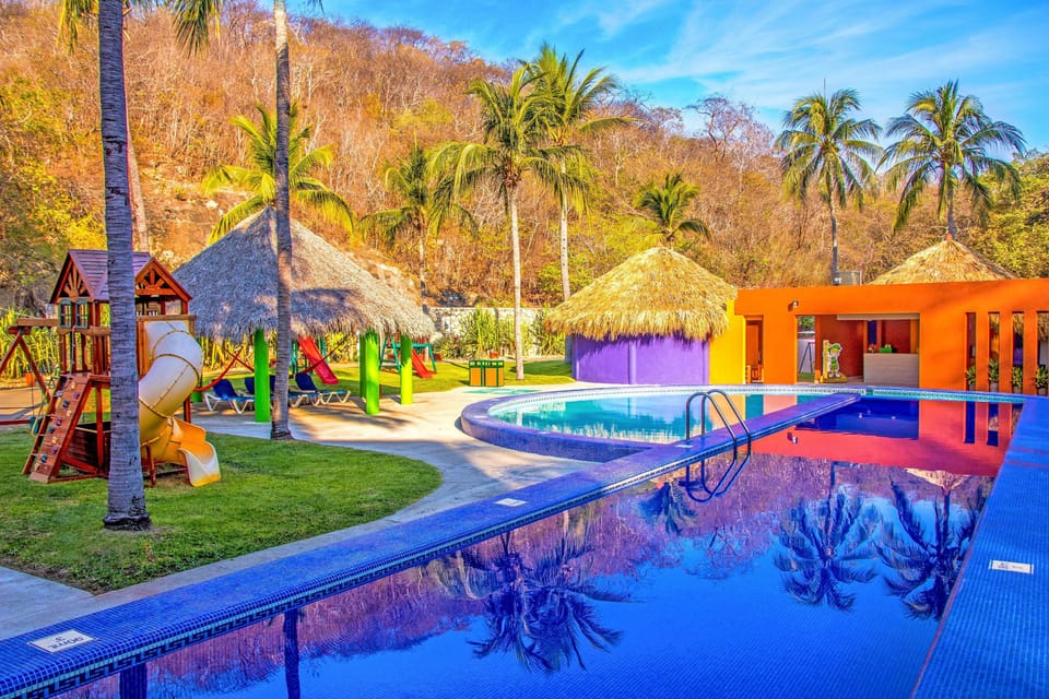 Las Brisas Huatulco – All Inclusive Resort in State of Oaxaca