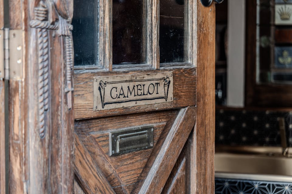 Camelot | Room amenity
