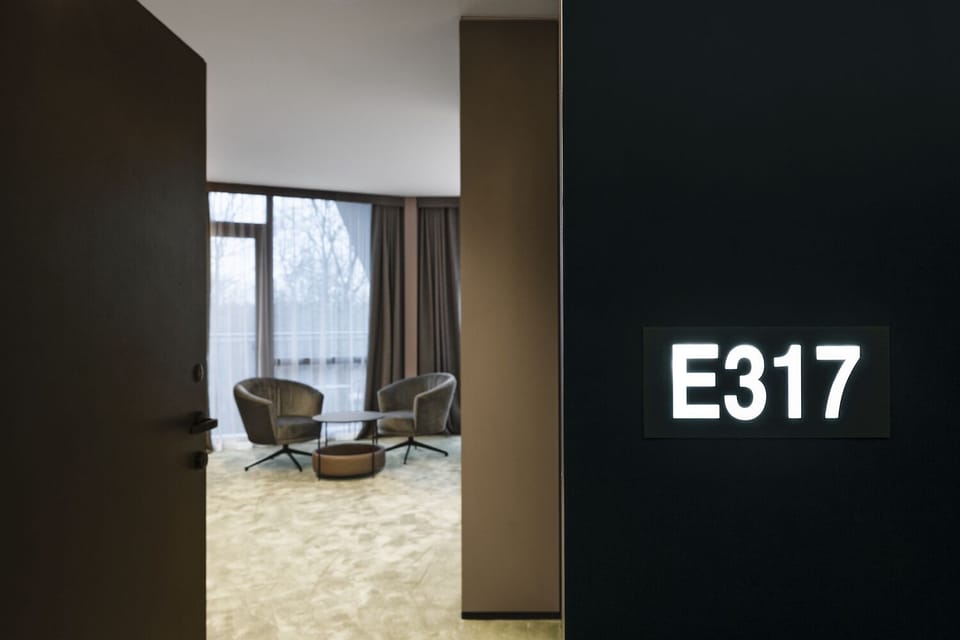 Superior Double Room, 1 Double Bed, Non Smoking | Tempur-Pedic beds, minibar, in-room safe, laptop workspace