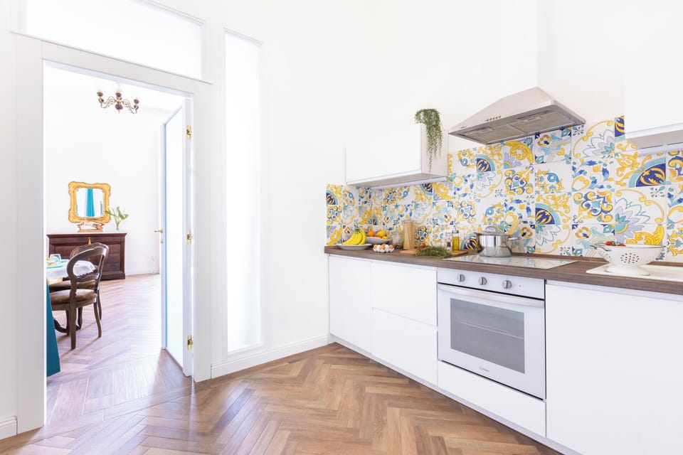 Studio Suite, Sea View | Private kitchen