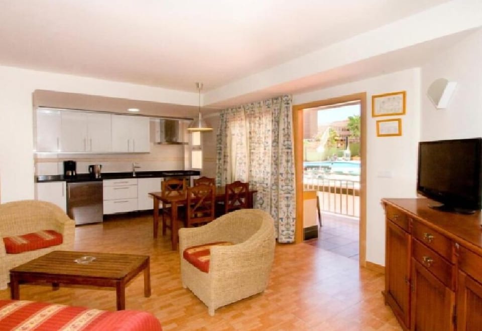 In-room safe, iron/ironing board (on request), WiFi (free)