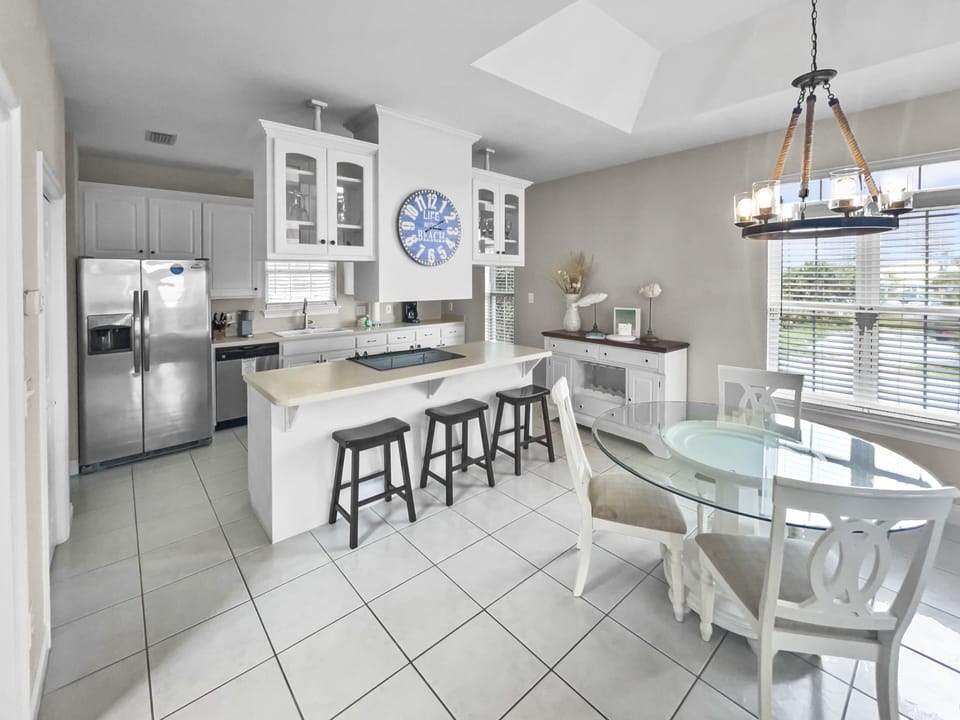 House, 2 Bedrooms | Private kitchen | Coffee/tea maker, fridge, oven, toaster