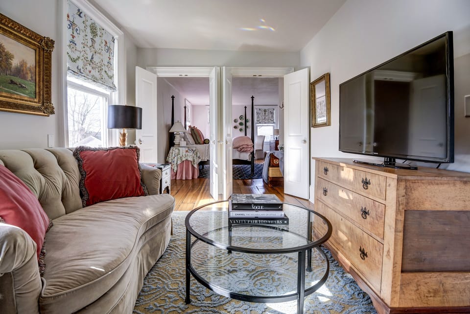 Luxury Suite | 1 bedroom, Egyptian cotton sheets, premium bedding, down comforters