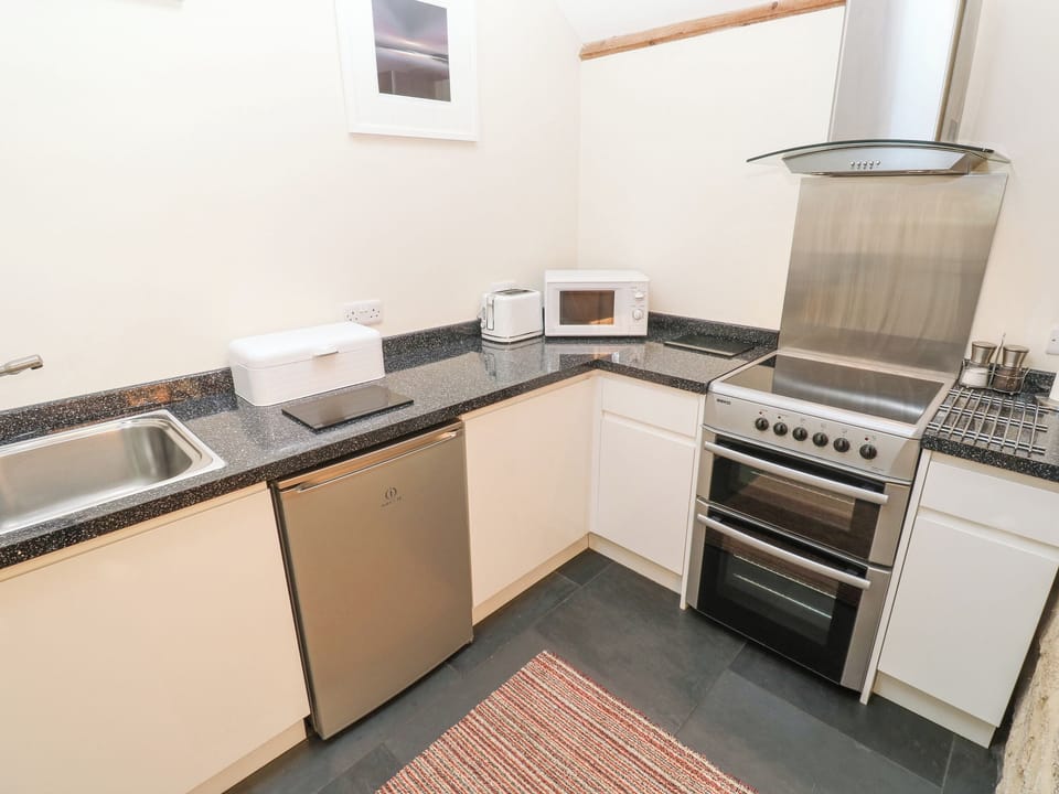 Fridge, dishwasher, electric kettle, toaster