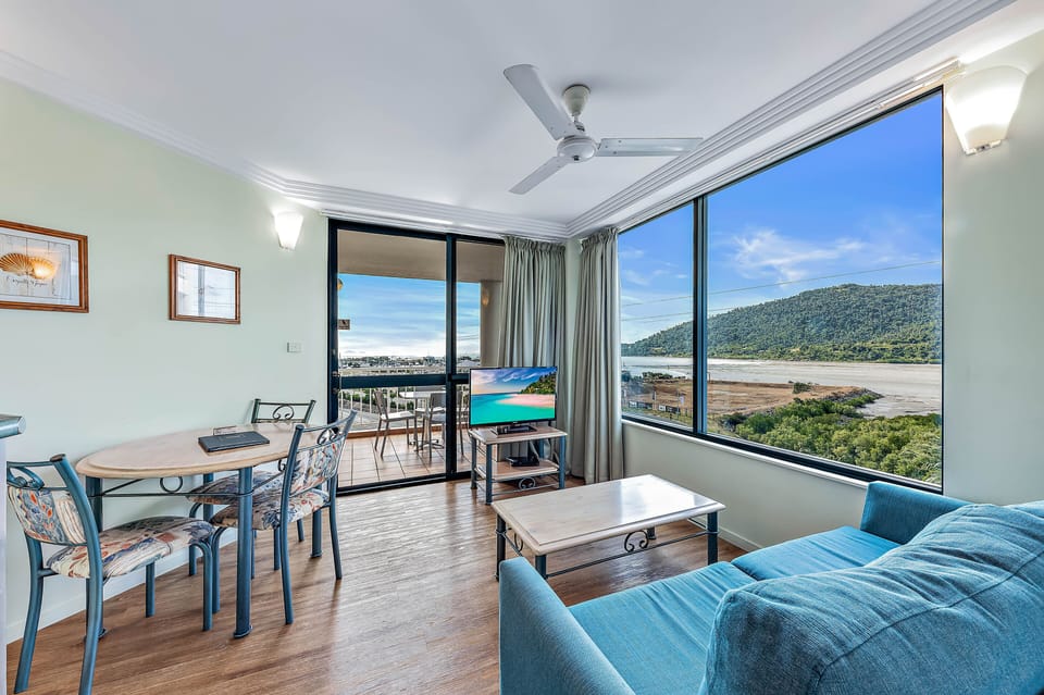 Basic Apartment | 1 bedroom, free WiFi, bed sheets