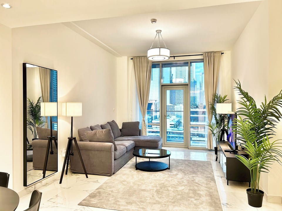 Apartment (1 Bedroom) | Living room | 1-cm plasma TV with satellite channels, TV