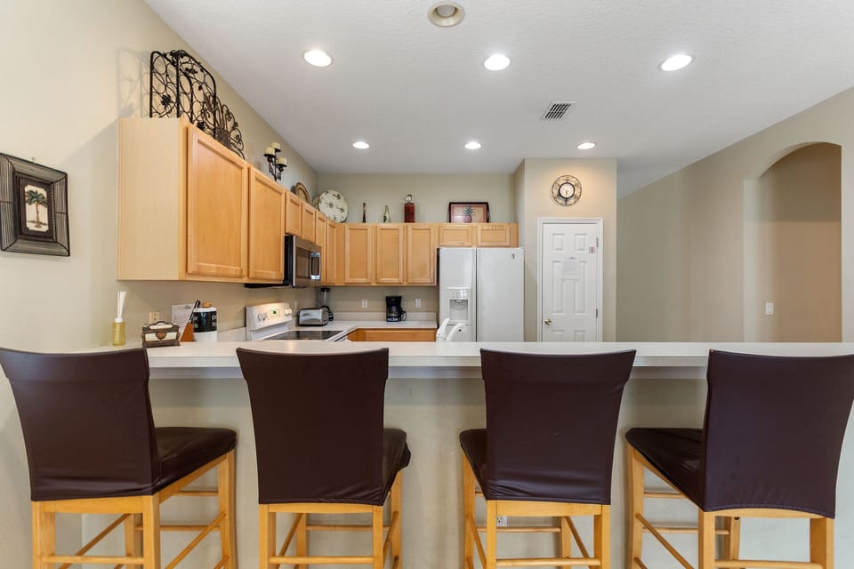 Villa, 4 Bedrooms | Private kitchen | Coffee/tea maker, fridge, oven, toaster