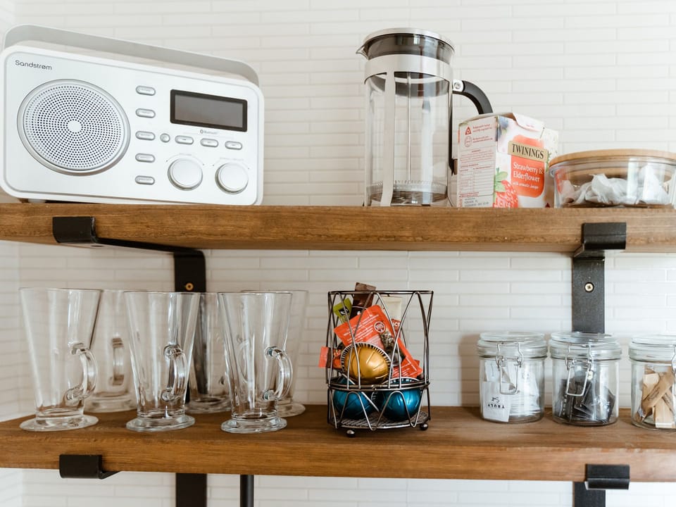 Cottage | Private kitchen | Fridge, dishwasher, electric kettle, toaster
