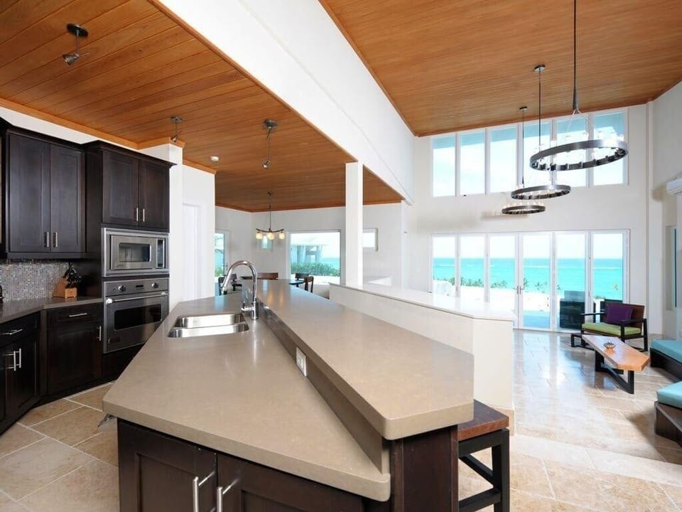 Villa, 4 Bedrooms | Private kitchen | Coffee/tea maker, fridge, oven, toaster