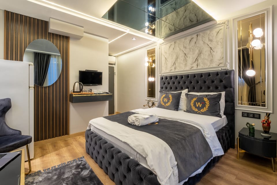 Comfort Studio Suite, 1 Double Bed | Egyptian cotton sheets, premium bedding, down comforters, pillowtop beds