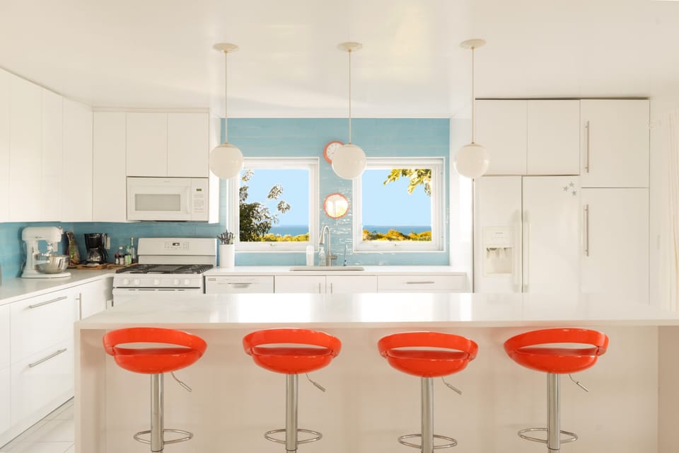 House, 5 Bedrooms | Private kitchen | Coffee/tea maker, fridge, oven, toaster