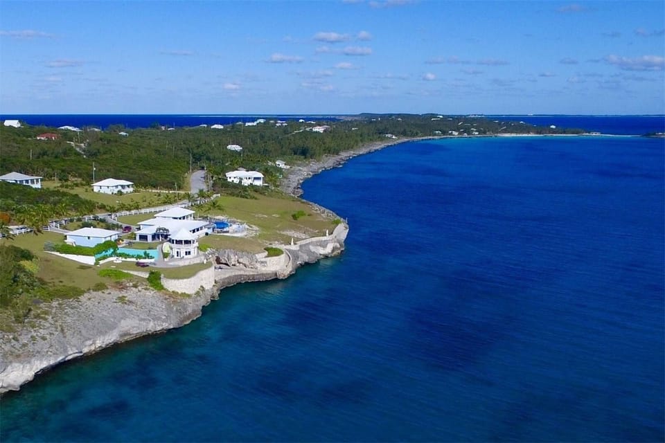 Villa, 5 Bedrooms | Aerial view