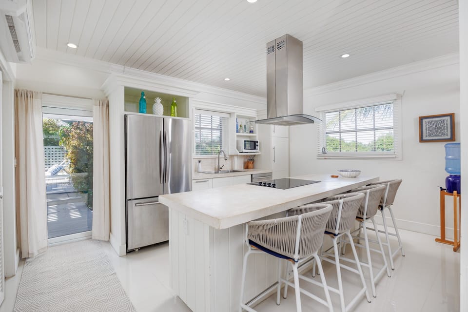 House, 3 Bedrooms | Private kitchen | Coffee/tea maker, fridge, oven, toaster