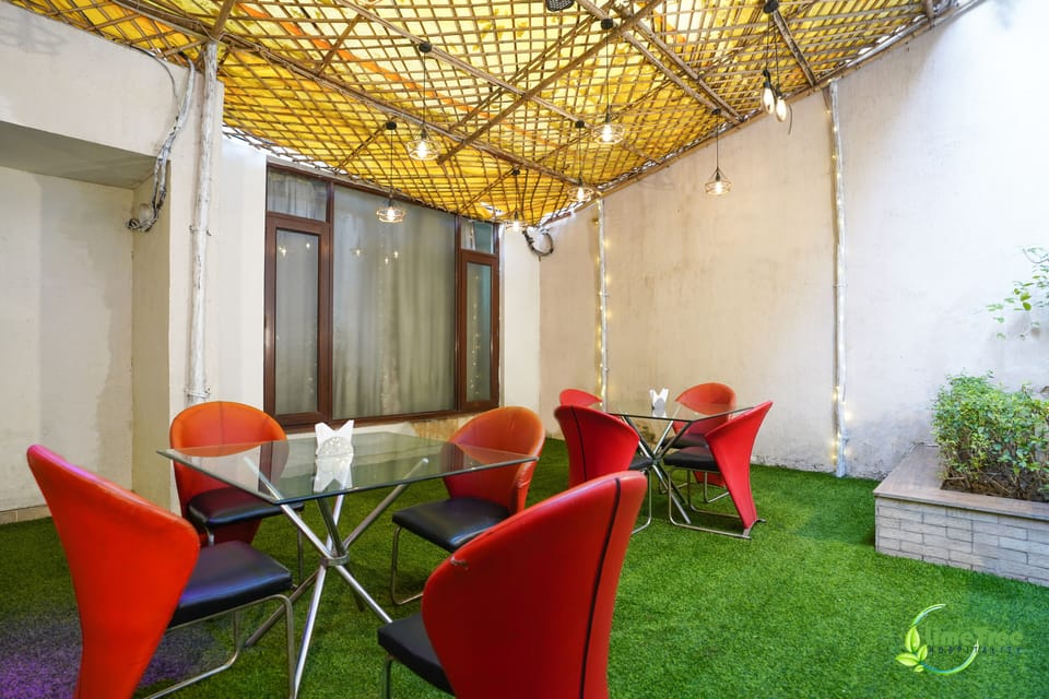 Deluxe Double Room | Garden view