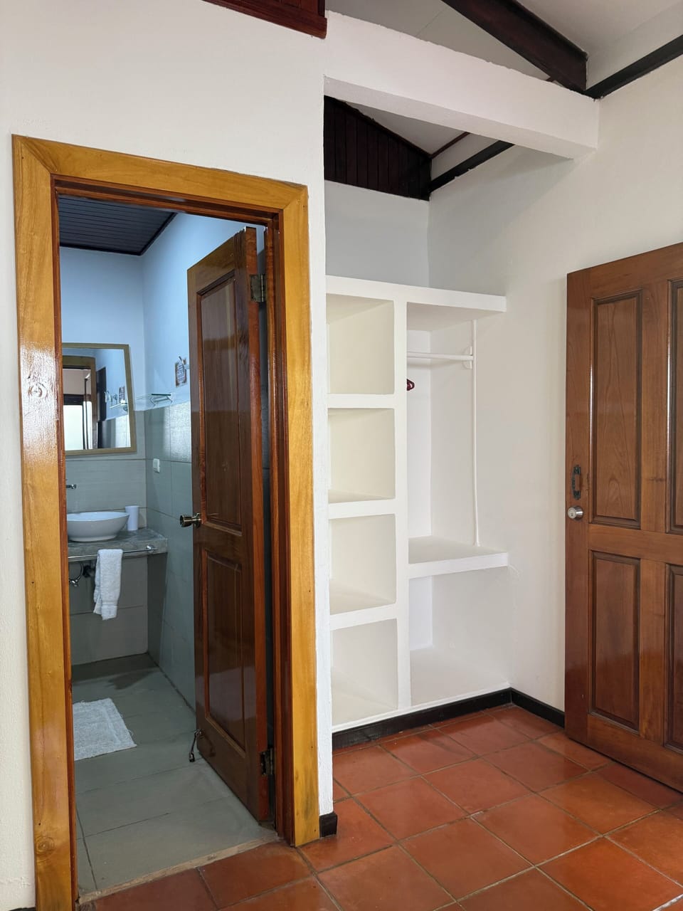 Standard Double Room, 2 Double Beds | Bathroom | Shower, free toiletries, hair dryer, towels