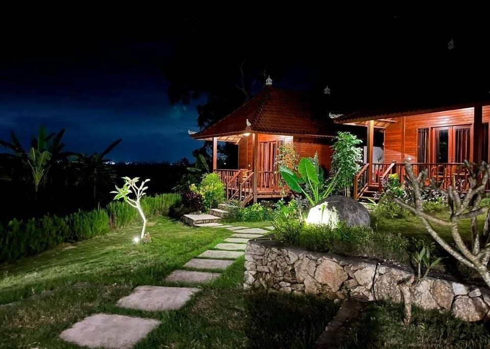 Standard Double Room, Sea View | Desk, free WiFi, bed sheets