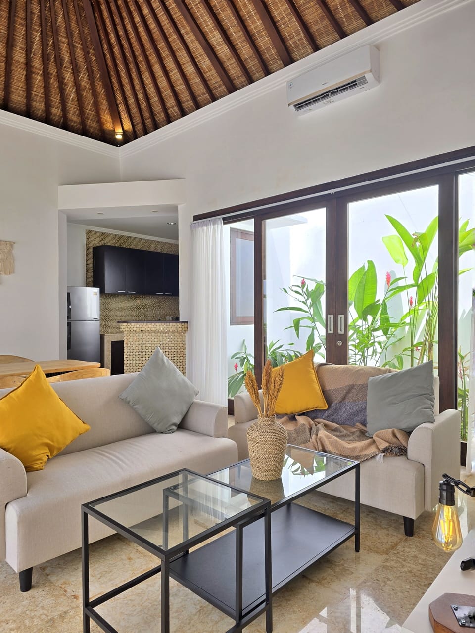 Villa | Living area