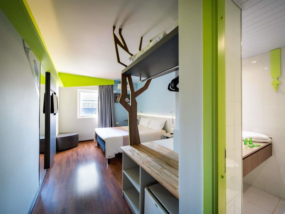 Standard Apartment, 1 Double Bed | Minibar, desk, blackout drapes, soundproofing