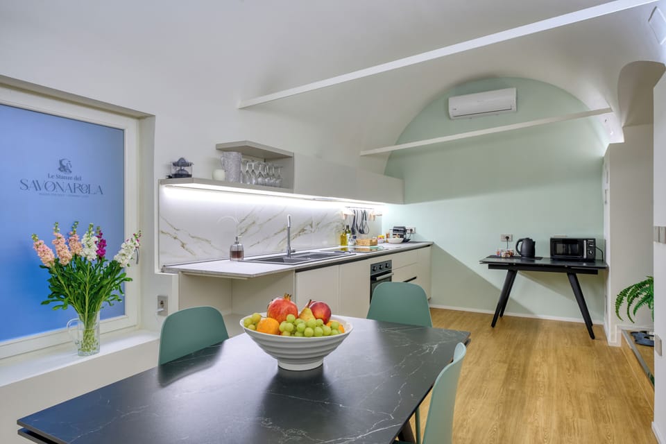 Mini-fridge, microwave, oven, stovetop