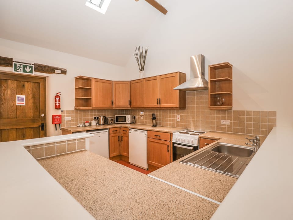 Fridge, dishwasher, electric kettle, toaster