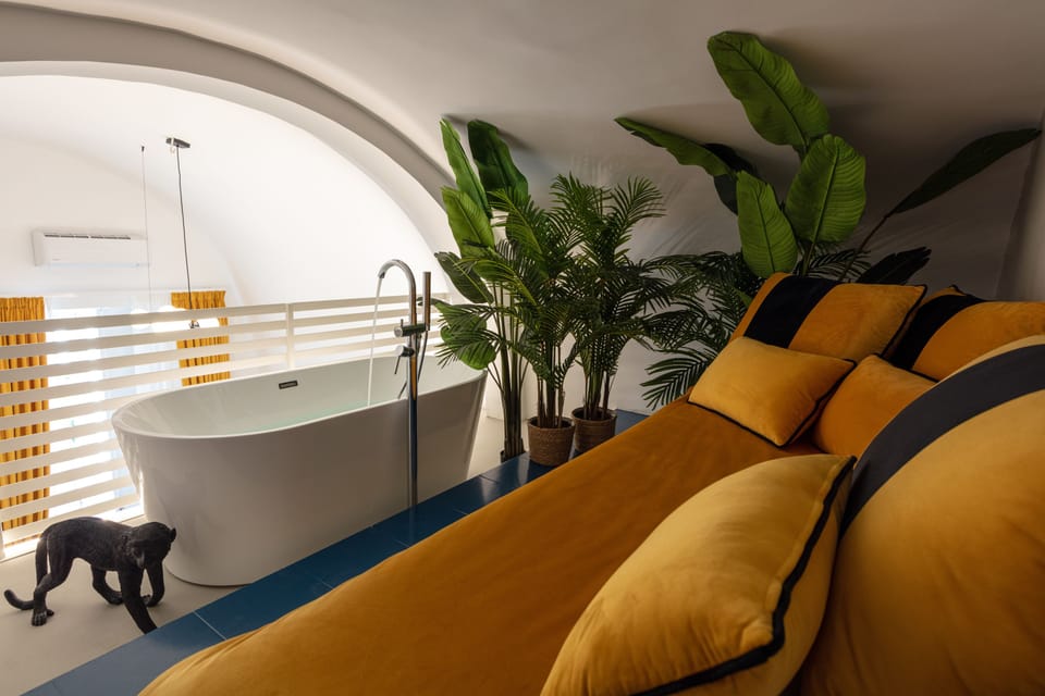Design Room | Pillowtop beds, minibar, in-room safe, individually furnished