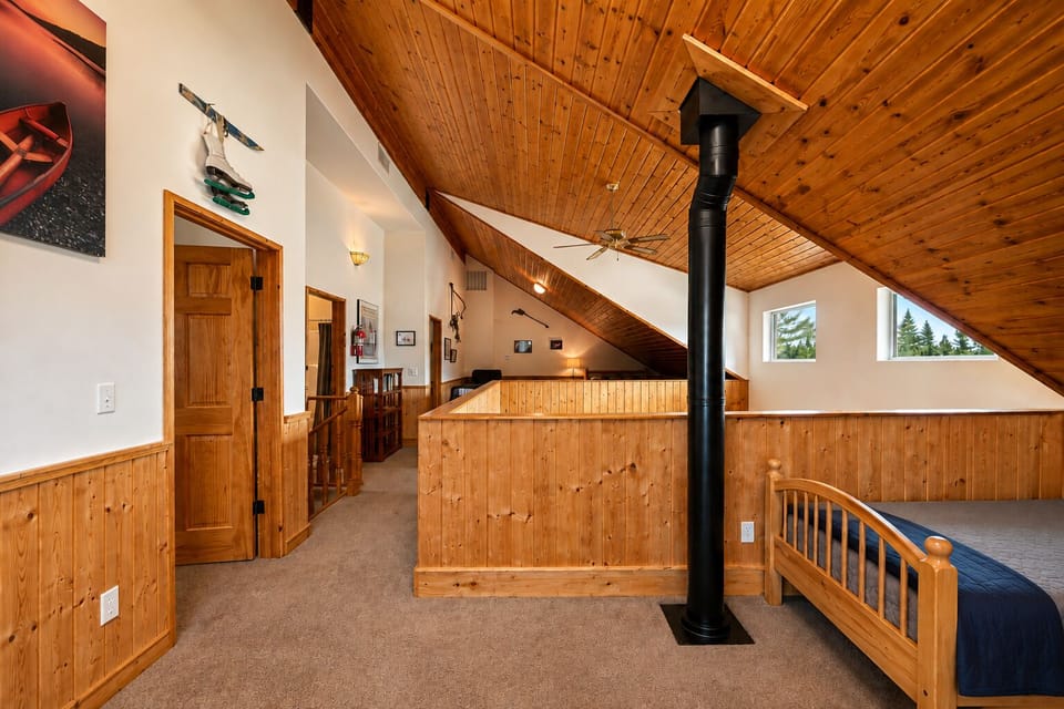 Cabin, 5 Bedrooms | Interior