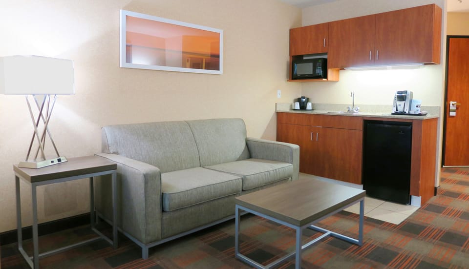 In-room safe, desk, blackout drapes, iron/ironing board
