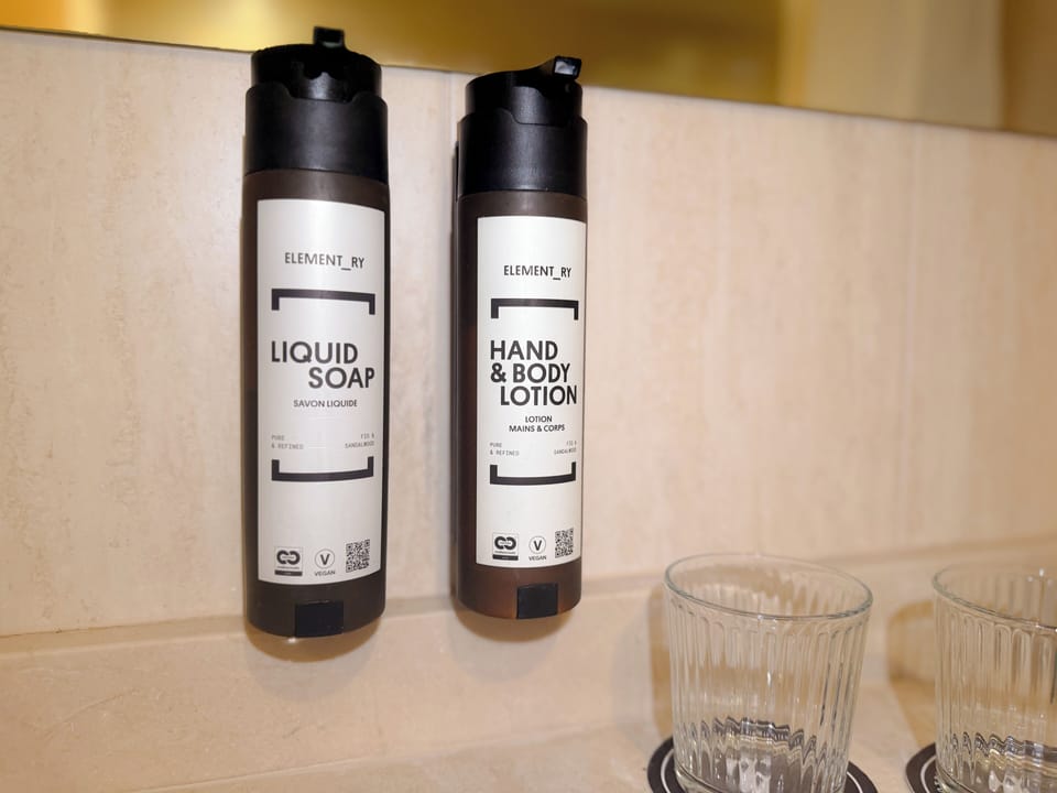 2 Single Beds, Premium Room | Bathroom | Towels, soap, shampoo
