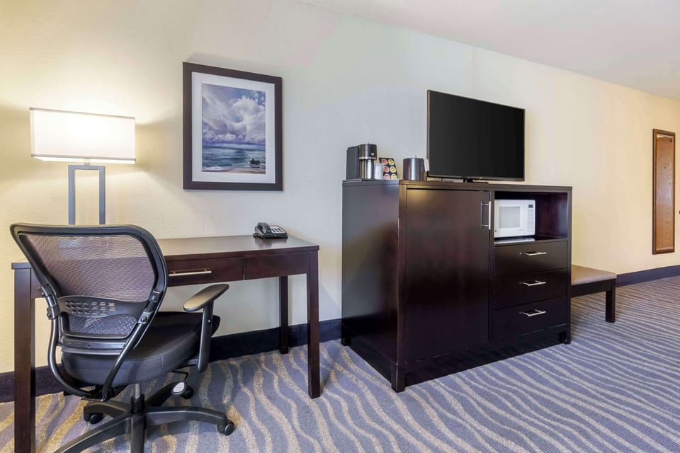 Premium bedding, pillowtop beds, desk, laptop workspace