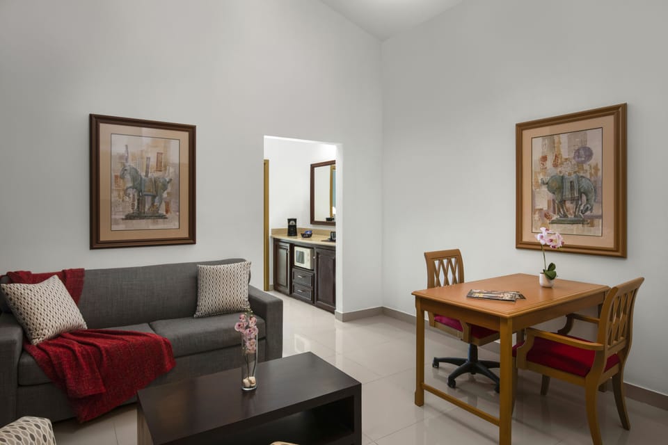 Royal Suite | In-room dining