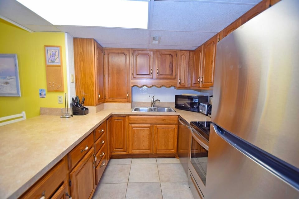 Condo, 2 Bedrooms | Private kitchen | Coffee/tea maker, fridge, toaster