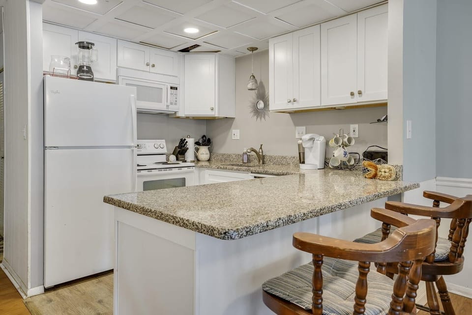 Condo, 2 Bedrooms | Private kitchen | Coffee/tea maker, fridge, toaster