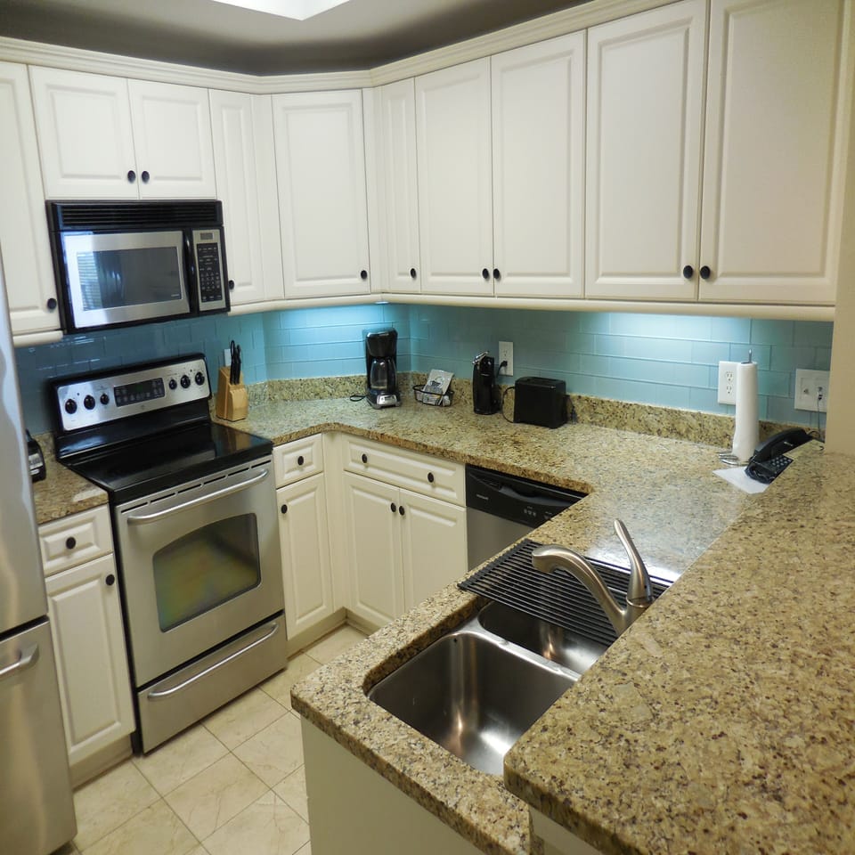 Condo, 2 Bedrooms | Private kitchen | Coffee/tea maker, fridge, oven, toaster