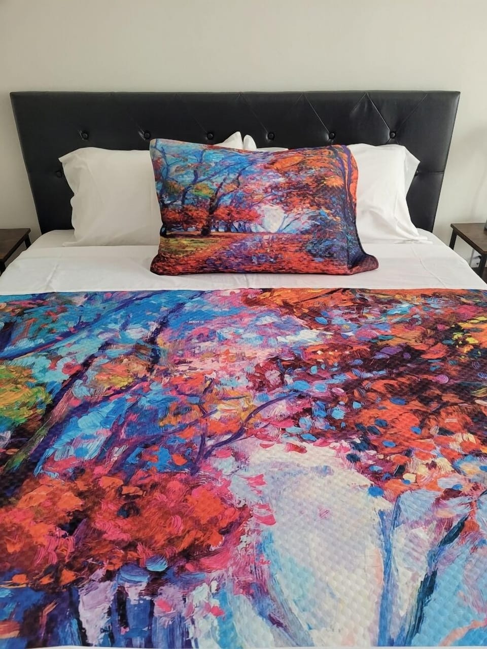 Deluxe Room | Individually decorated, individually furnished, desk, free WiFi