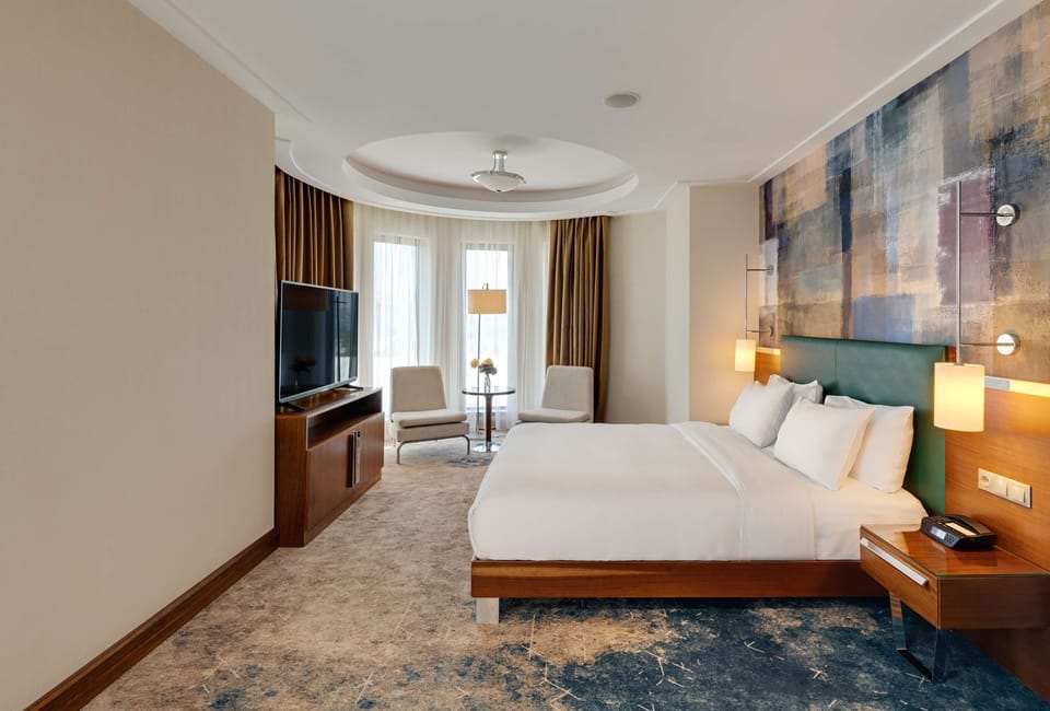 Minibar, in-room safe, desk, soundproofing