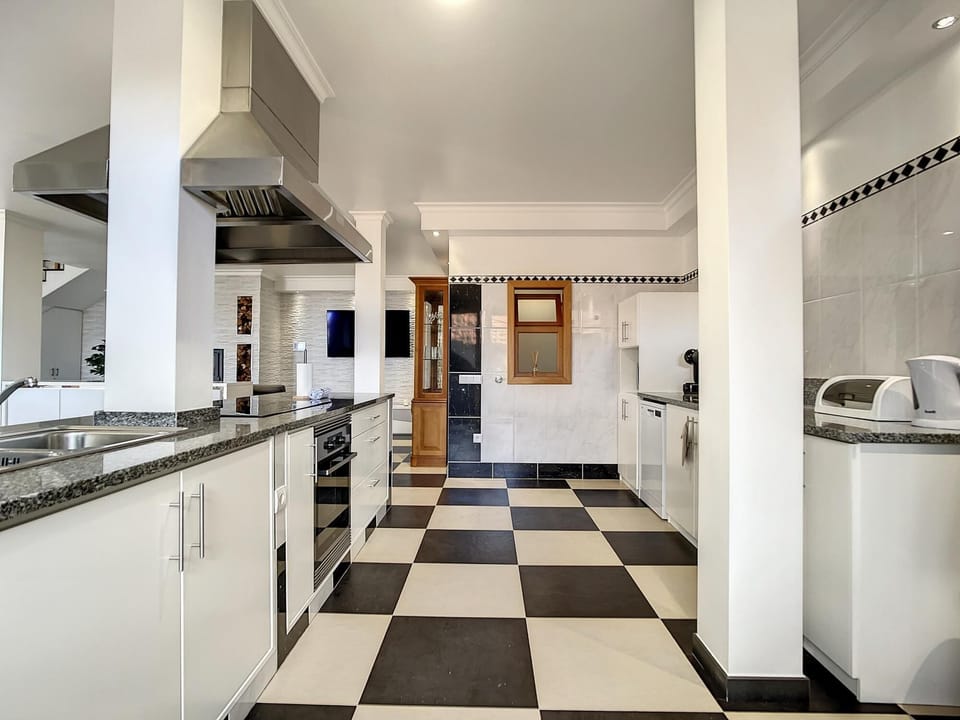 3 bedrooms