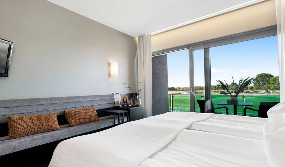 Minibar, in-room safe, blackout drapes, soundproofing