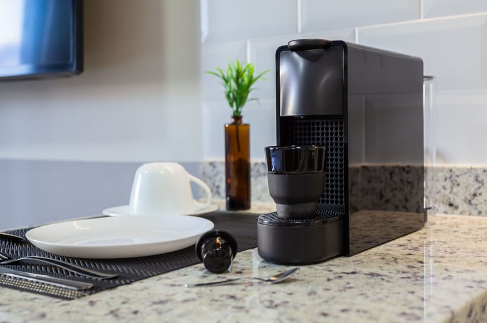 Microwave, stovetop, cookware/dishes/utensils