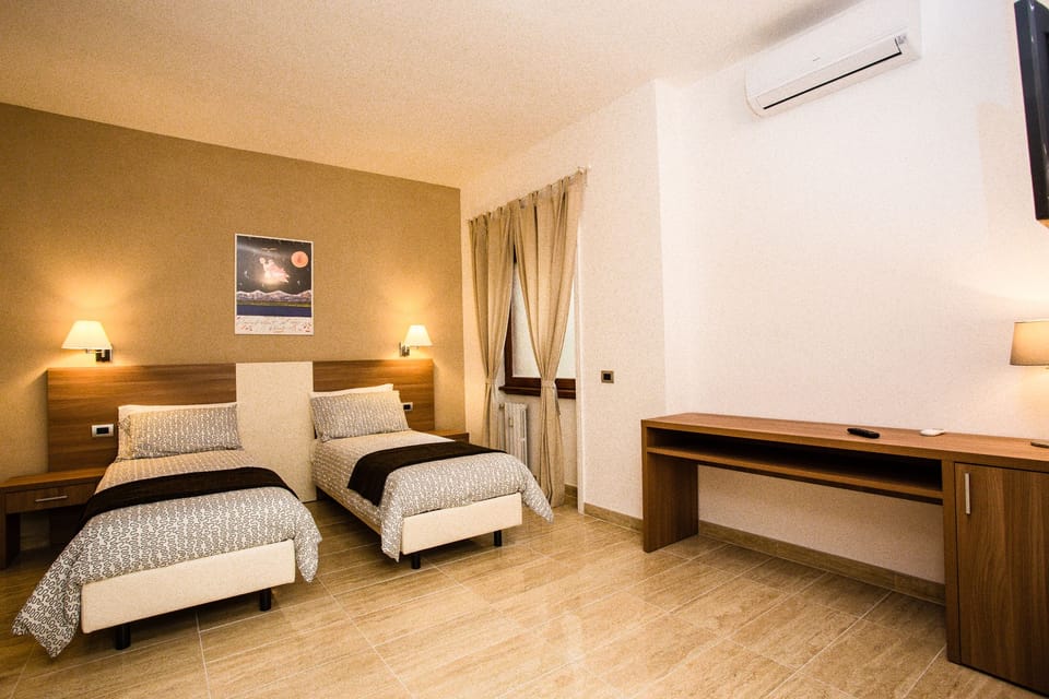 Twin Room | 2 bedrooms, minibar, in-room safe, desk