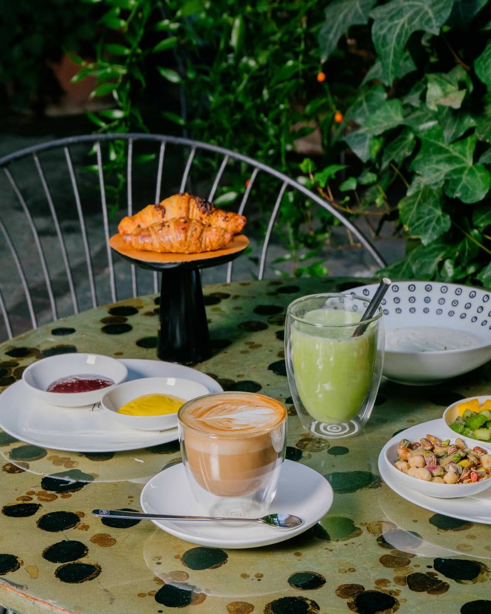 Free daily cooked-to-order breakfast