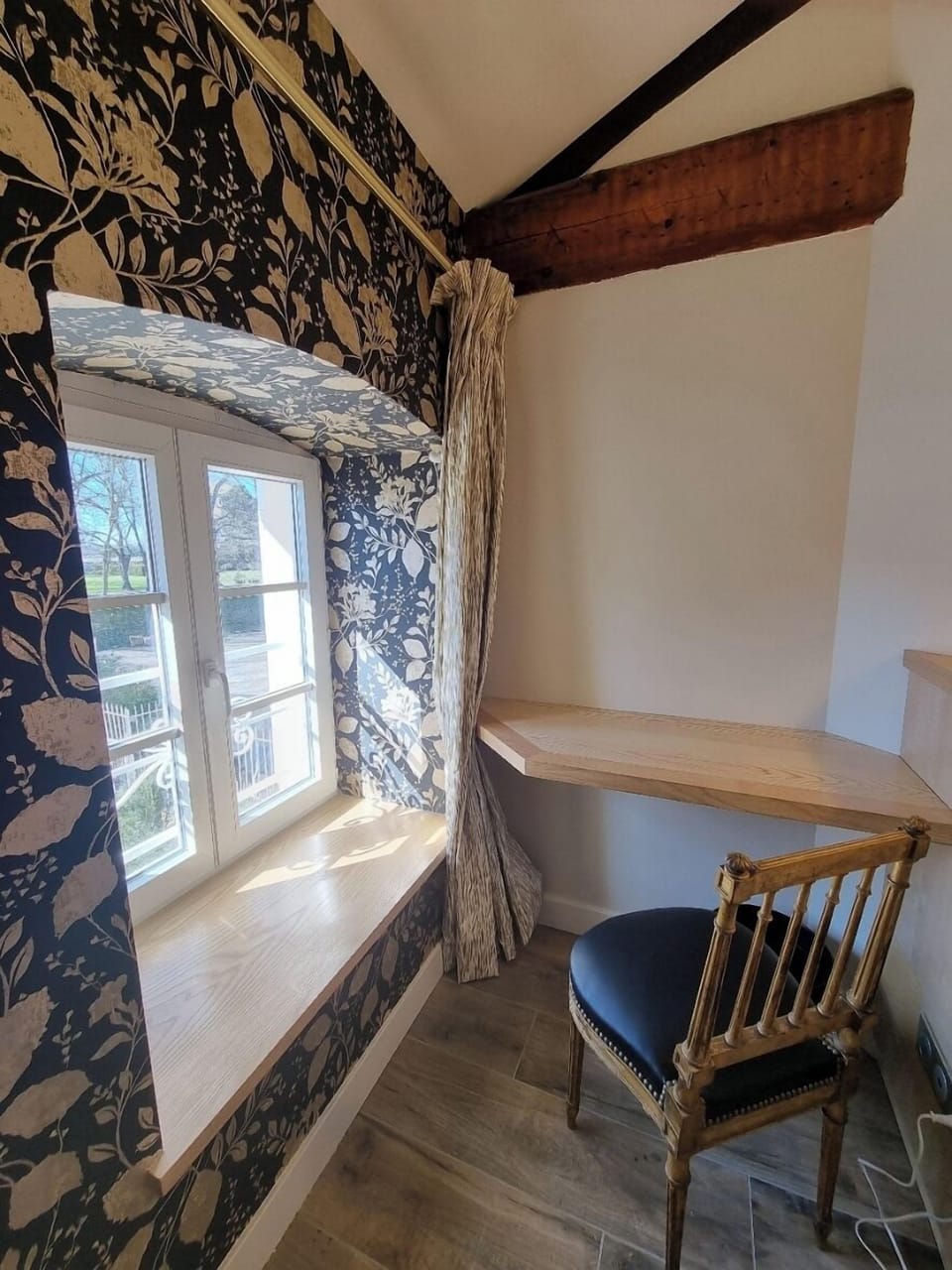 Superior Double Room, Courtyard View | Premium bedding, free WiFi, bed sheets