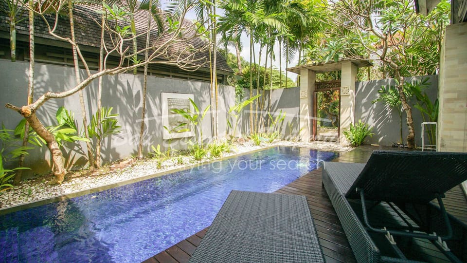 Private pool