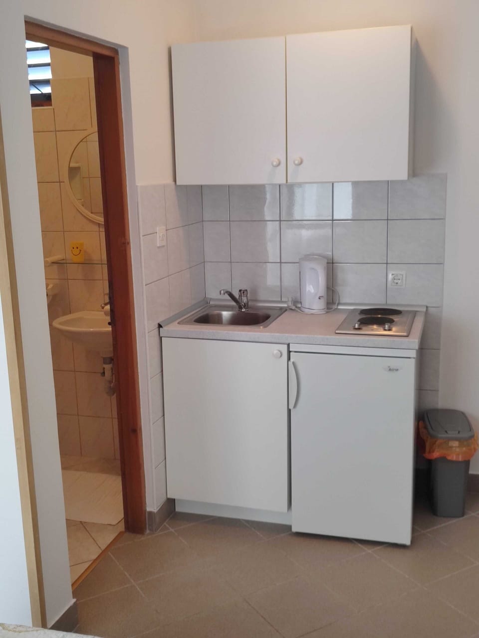 Private kitchenette